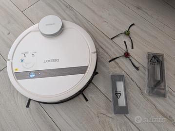 Ecovacs Robot Aspirapolvere Deebot 900