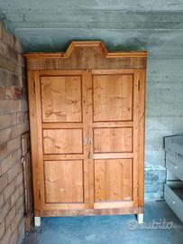 Armadio legno massello