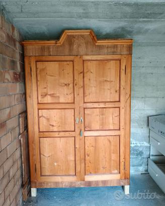 Armadio legno massello