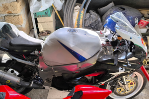 Suzuki gsxr 750 pista