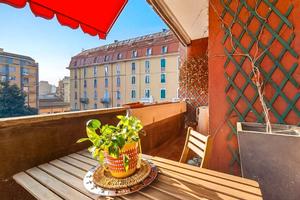 V.LE MONZA/MM PASTEUR adiacenze