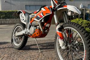 Ktm freeride 250 R anno 2014