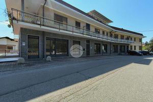 NEGOZIO A CANDIA CANAVESE