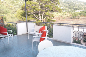 Appartamento vicino al mare con terrazzo