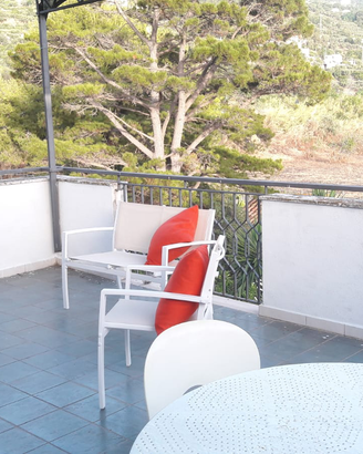 Appartamento vicino al mare con terrazzo