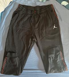 Pantaloni tuta aur jordan taglia L