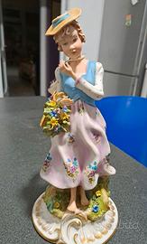 Statuetta in porcellana Capodimonte certificata sc