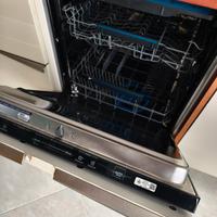 lavastoviglie a incasso Electrolux 