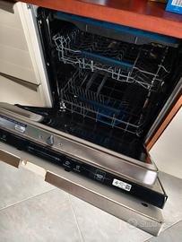 lavastoviglie a incasso Electrolux 