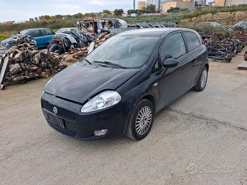 FIAT GRANDE PUNTO 1.3 MLJ 06 RICAMBI 