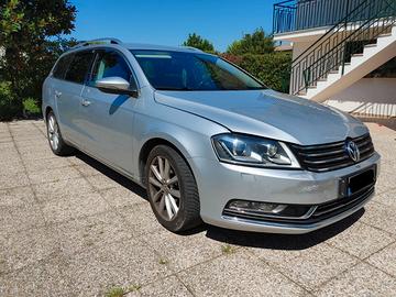 VOLKSWAGEN Passat 7ª serie
