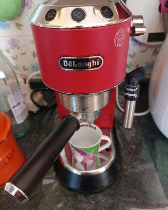macchina per caffè e cappuccino 