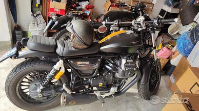 Moto Guzzi V9 Bobber - 2016