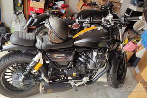 Moto Guzzi V9 Bobber - 2016