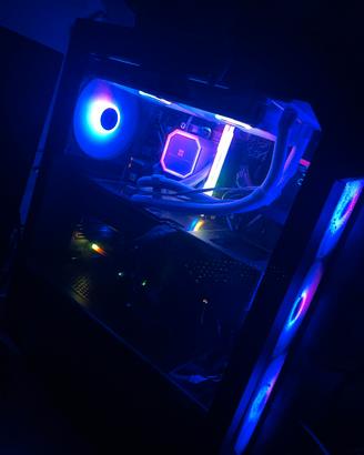 Pc GAMING /FORTNITE / COD/ +400 fps / i9 /RTX 5070