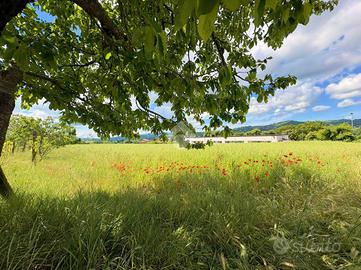 TER. RESIDENZIALE A GUALDO TADINO