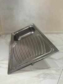 Lavabo in acciaio inox - Buone condizioni