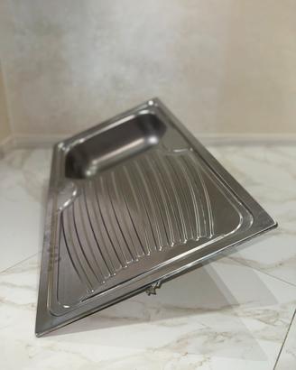 Lavabo in acciaio inox - Buone condizioni