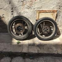 Yamaha xj 900 ruote complete