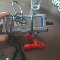 carica batteria per moto