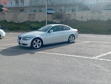 BMW e92 coupé 320d 2009