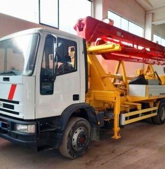 Iveco Eurocargo 150E18 + Pompa Putzmeister