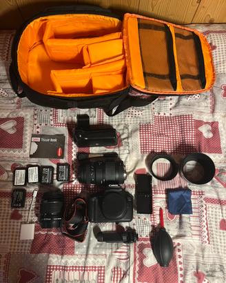 Canon 1200d  e 2 lenti e vari acessori