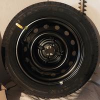 Gomma kumho + cerchio in ferro 195/55/15 95v NUOVA