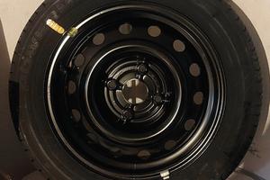 Gomma kumho s cerchio in ferro 195/55/15 95v NUOVA