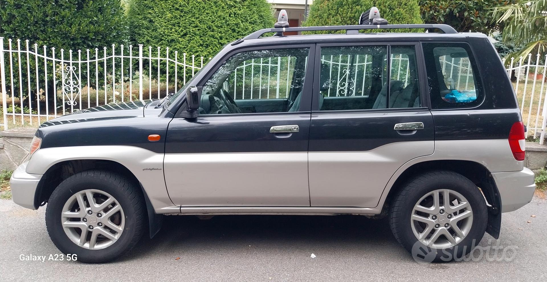 Mitsubishi Pajero 2004 photo 2
