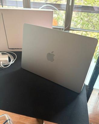 Apple MacBook Air M2 8/256 GB