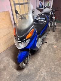 Suzuki burgman 150