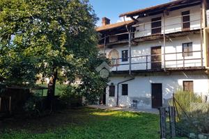 RUSTICO A VARALLO POMBIA