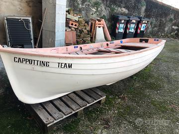 Barca in vetroresina