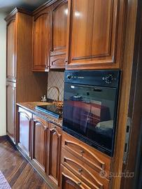 Cucina completa di elettrodomestici