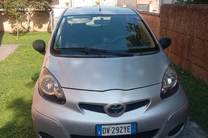 auto Toyota Aygo 