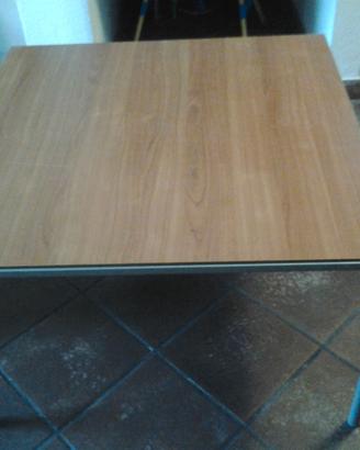 TAVOLINO IN LEGNO LAMINATO DIMENSIONI CM.90X90