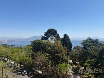 5 LOCALI A NAPOLI