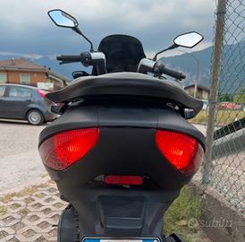Malaguti Madison R 125