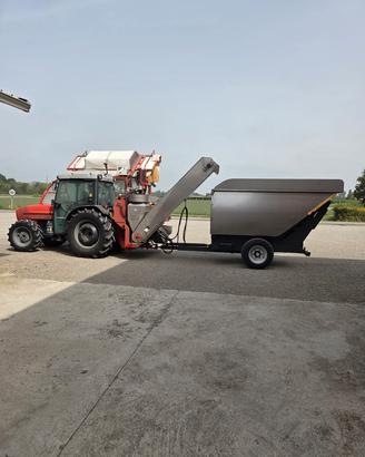 Vendemmiatrice Gambuzzi e Same Frutteto 3 100
