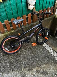 Bicicletta BMX SQUEEZE freestyle 20”