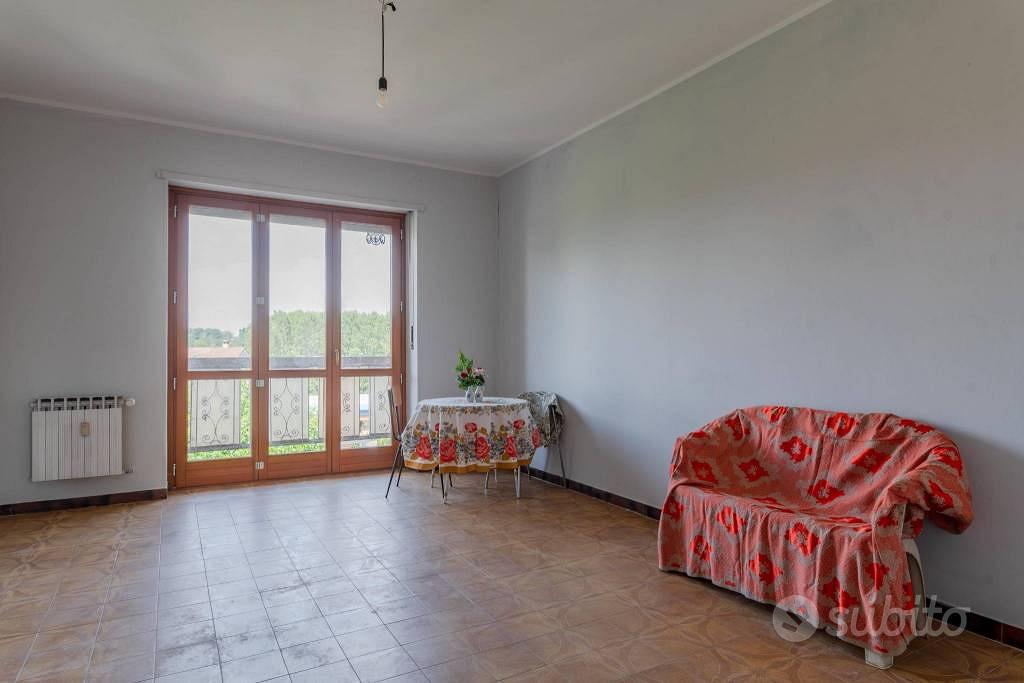 Apartment in Ciriè - Vista 4