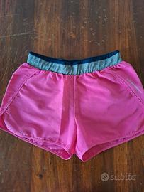 Pantaloncini sportivi come NUOVI