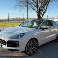 Porsche Cayenne Coupe 3.0 Platinum Ed. tiptronic
