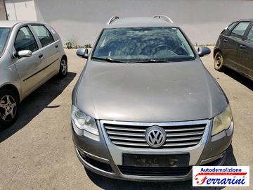 VW PASSAT VARIANT 3C5 2.0 TDI 16V 140CV ricambi