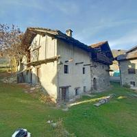 VERRAYES - Frazione Charrere