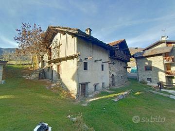 VERRAYES - Frazione Charrere