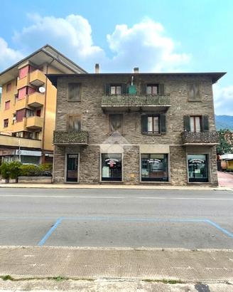 NEGOZIO A SONDRIO