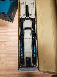 Forcella Rockshox Revelation 150/160 debonair