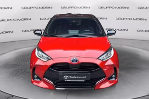 Toyota Yaris Hybrid Style MY22